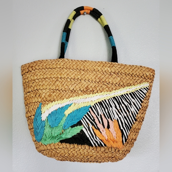 Abstract Botanical Print Woven Straw Tote - Tabitha Brown Tan - Picture 3 of 8